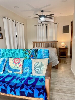 1 dormitorio, caja fuerte, tabla de planchar con plancha y wifi