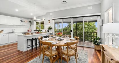 Kurrajong Holiday House - 1 Bedroom apartment