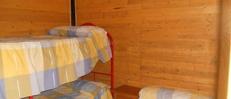 2 bedrooms