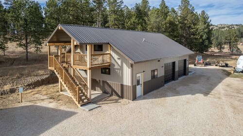 Gold VC Custer`s Loft | 1 Bed, 1 Bath