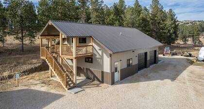 Gold VC Custer`s Loft | 1 Bed, 1 Bath