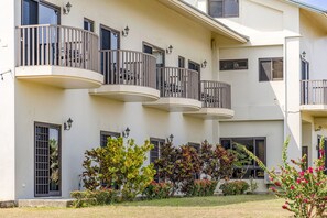 Front of property - Kavana cottage  (Hengchun)