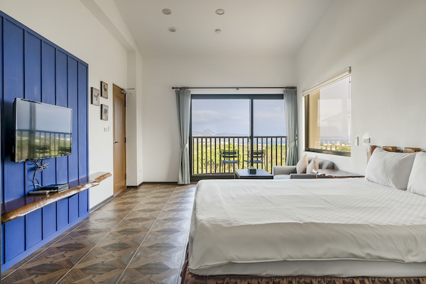 Chambre Double Deluxe, balcon, vue mer | Rideaux occultants, Wi-Fi gratuit, draps fournis