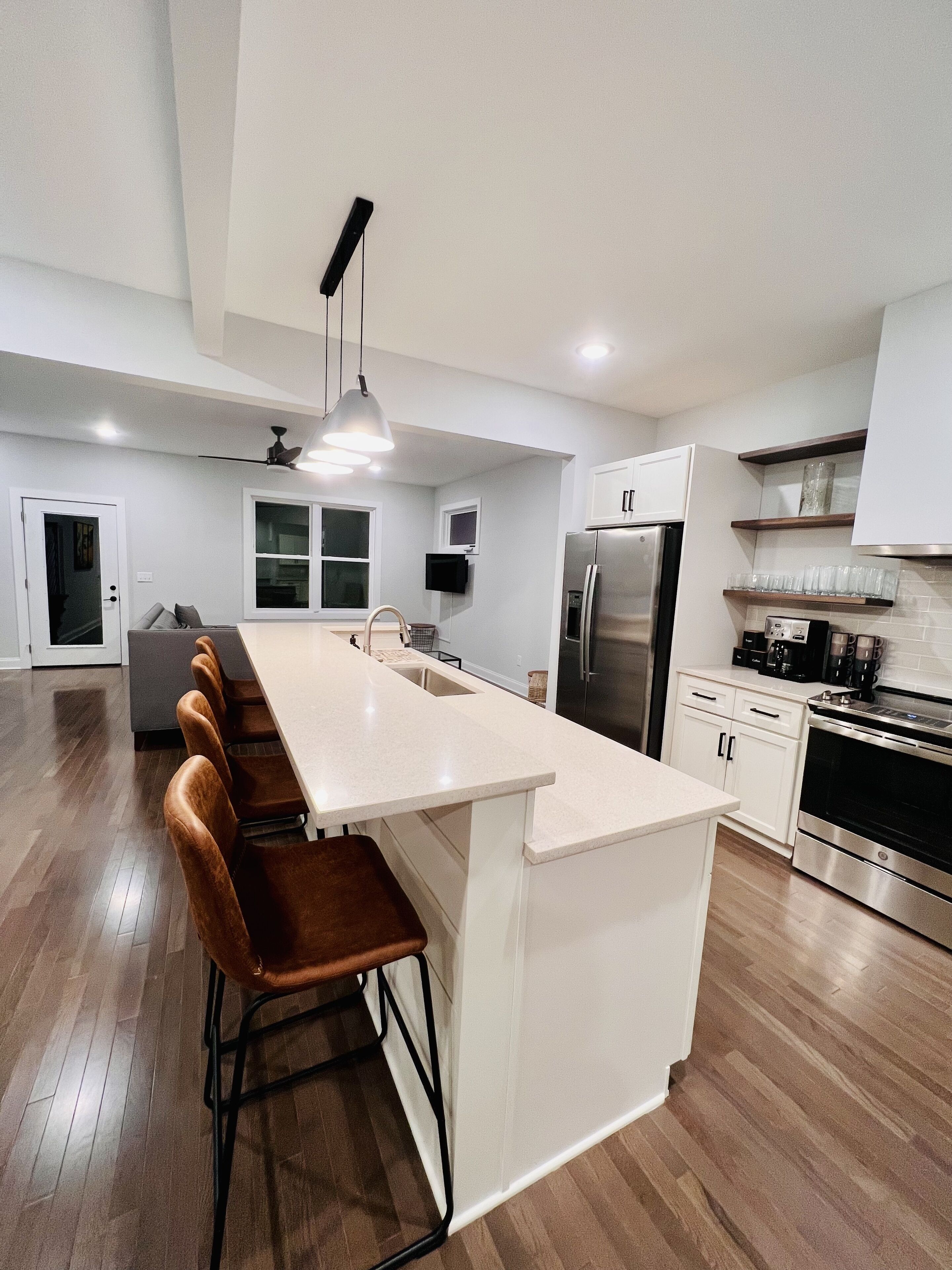 Modern Riverside House--located 4 miles from downtown Asheville