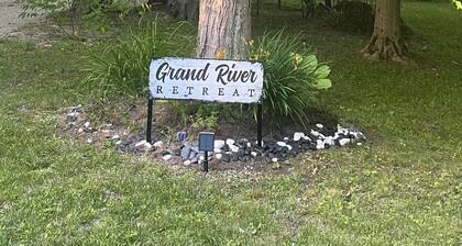 Fabulous 4-bedroom house on the Grand River