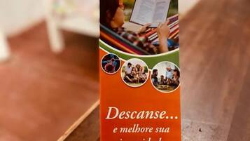 2 slaapkamers, een strijkplank/strijkijzer, gratis wifi, beddengoed