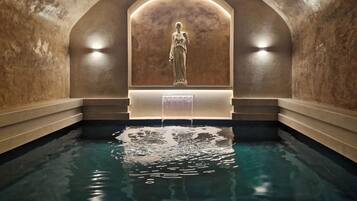 Deep-tissue massages, massages