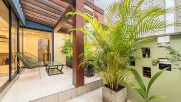 Apartment, 2 Bedrooms (202) | Exterior