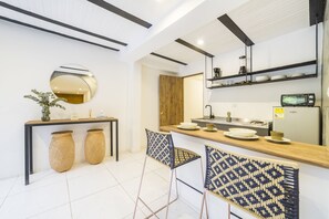 Apartment, 2 Bedrooms (203) | Private kitchen - Soy Local Primavera (Medellín)