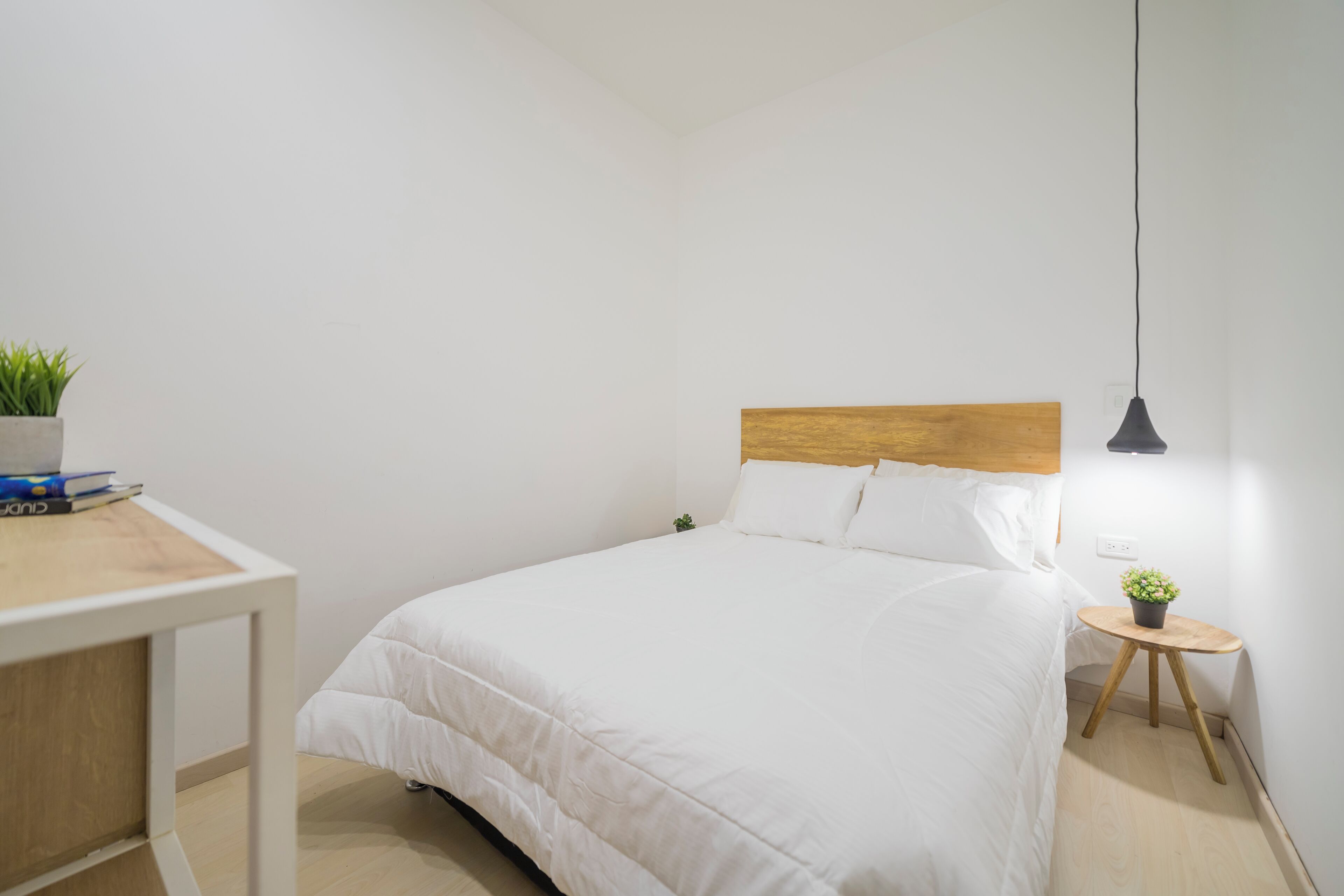Apartment, 2 Bedrooms (204) | Living area | Smart TV
