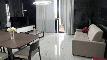 Apartemen Mewah (Interno 4) | Area keluarga | TV plasma