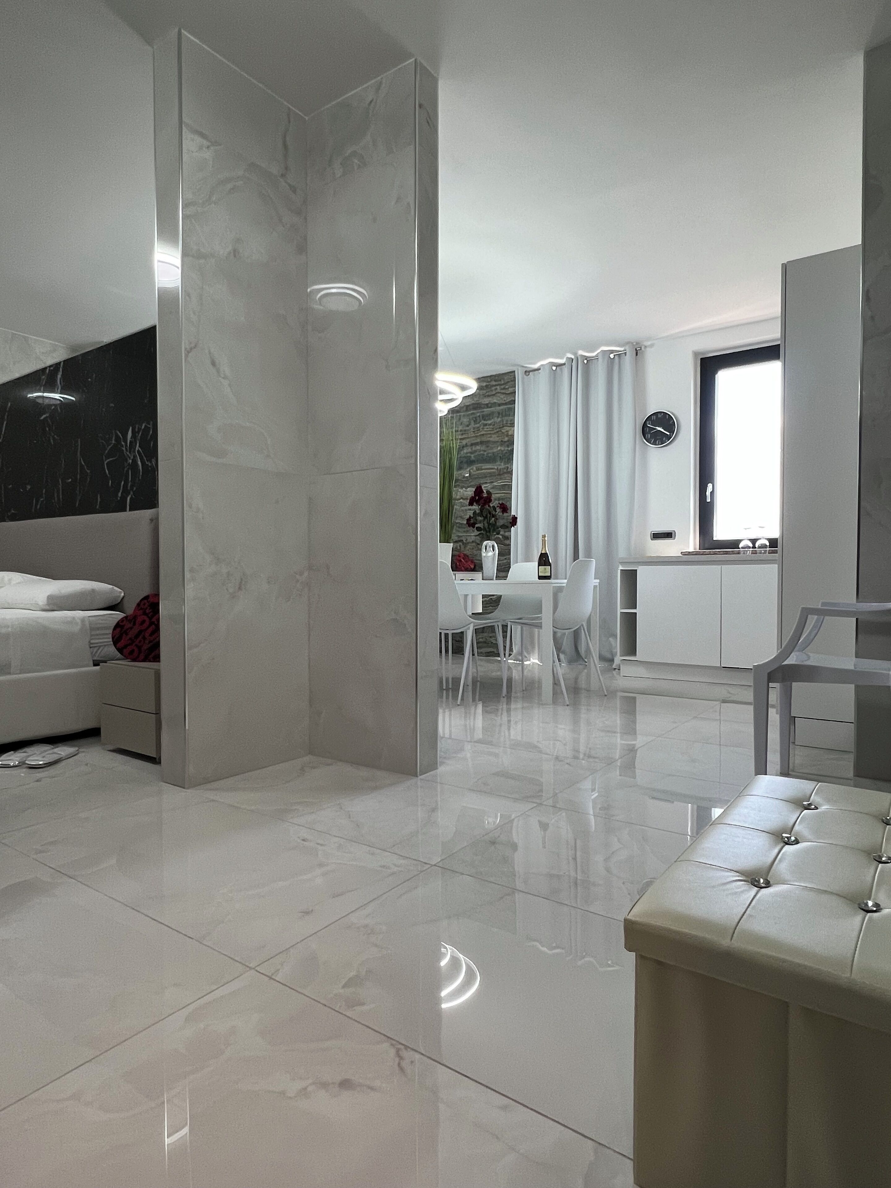 Classic-Apartment (Interno 3) | Wohnbereich | Plasmafernseher
