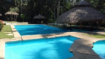 Alberca al aire libre