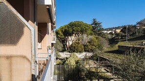 Apartment (2 Bedrooms) | Property grounds - Marina Bike Family Home (Andora)