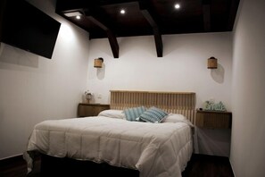 Bügeleisen/Bügelbrett, Internetzugang, Bettwäsche