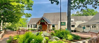 Condo Wintergreen pet Friendly Pool Access