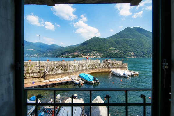 Apartment | 1 bedroom, iron/ironing board, free WiFi - Acqua (Moltrasio)