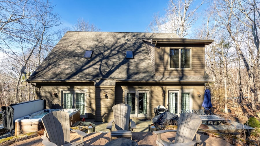 111 Hickory Springs in Wintergreen Resort