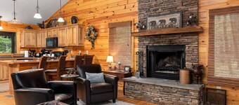 Retreat at Wintergreen Pool Access Grill