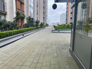 Apartment | Property grounds - Cosy 3 bed Penthouse in Royal Docks London (London)
