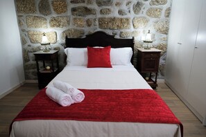 1 soverom, strykejern/-brett, wi-fi (inkludert) og sengetøy