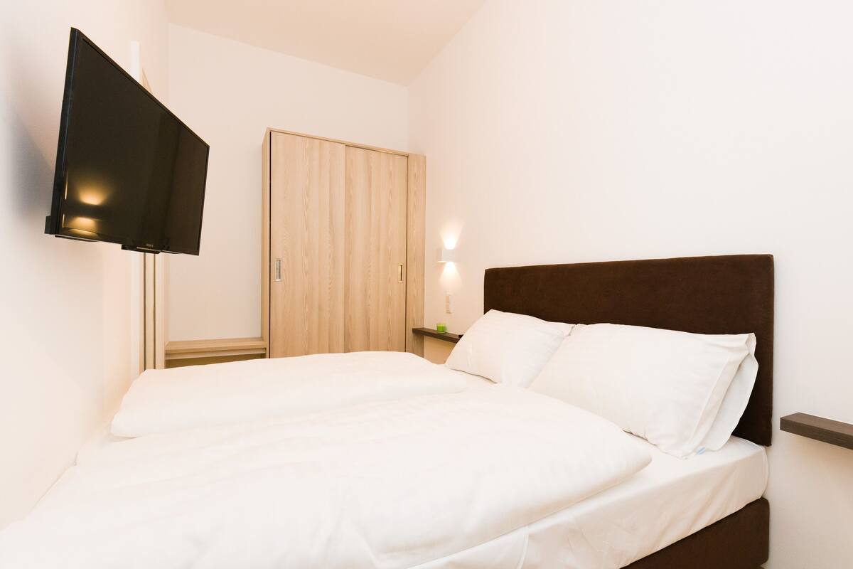 Apartment | 1 bedroom, iron/ironing board, free WiFi, bed sheets