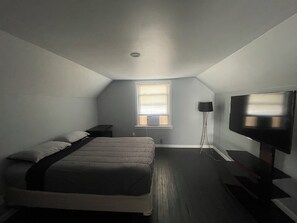 3 bedrooms, WiFi - Cozy house in the heart of the city!  (Louisville)