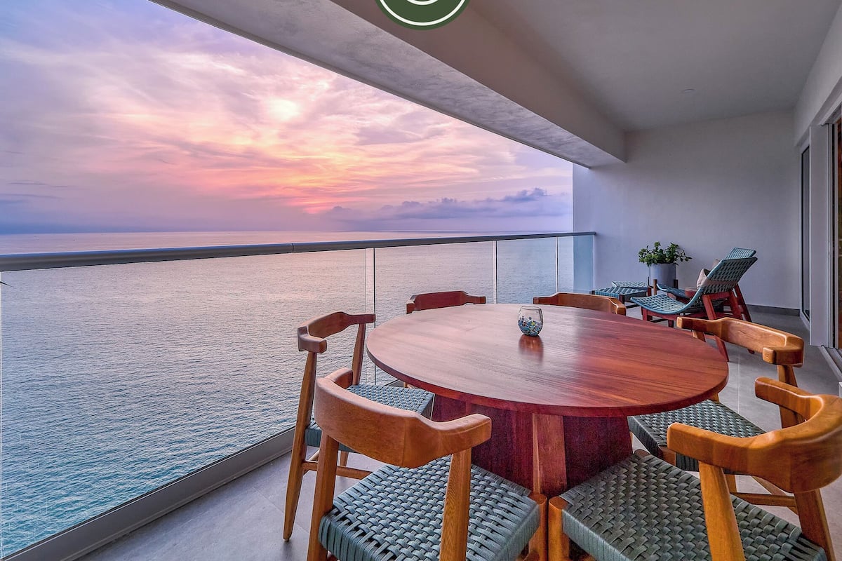 Exclusive Apartment | Terrace/patio