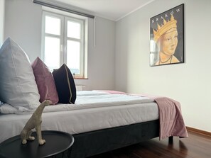 Executive Apartment | Hypo-allergenic bedding, blackout curtains, iron/ironing board - Corner House Residence (Kraków)