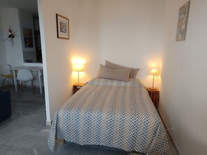 1 bedroom, desk, iron/ironing board, free WiFi - Studio Baie D'ajaccio (Ajaccio)