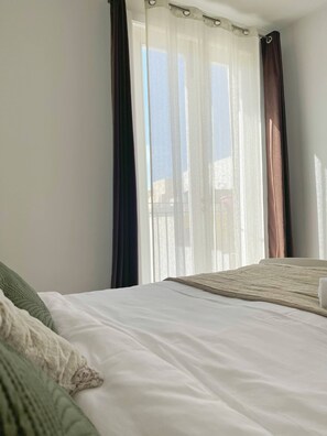 Appartement, 2 chambres, balcon, vue ville