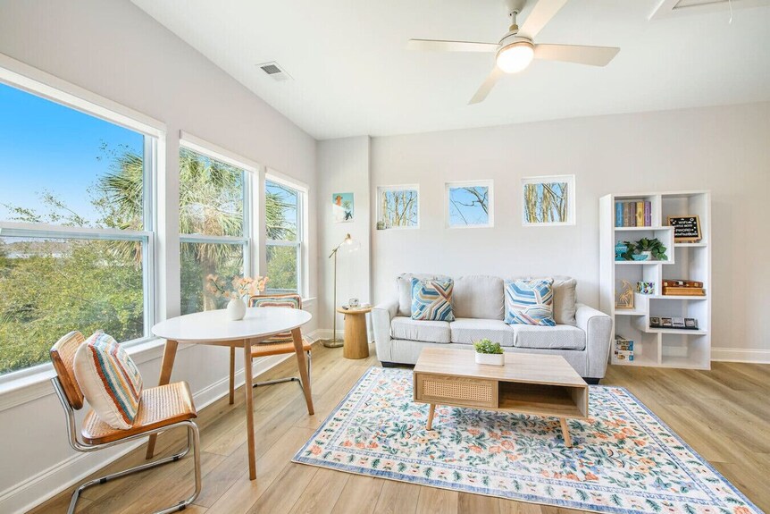 Little Betty Coastal Retreat~minutes From Folly! - South Carolina