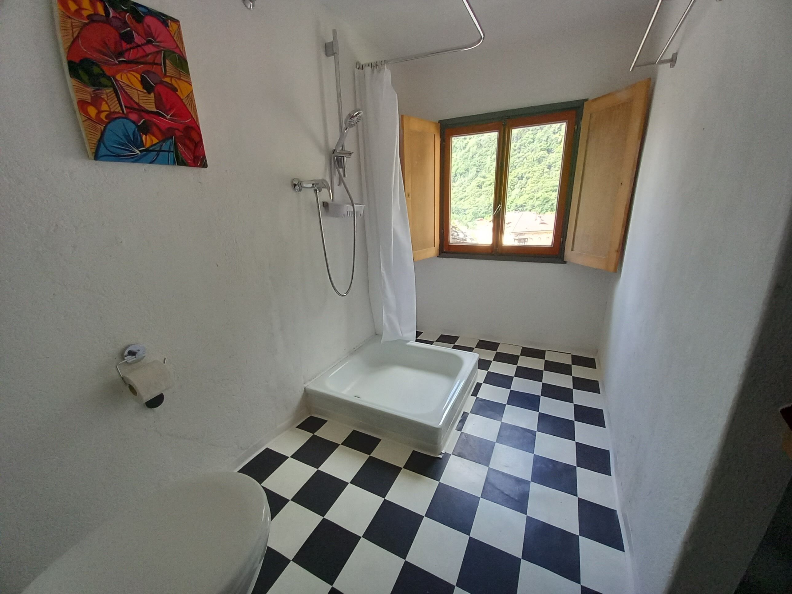 Dortoir Partagé, 1 chambre, vue jardin | Salle de bain