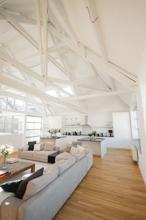 Living area - Châtelain II (Brussels)