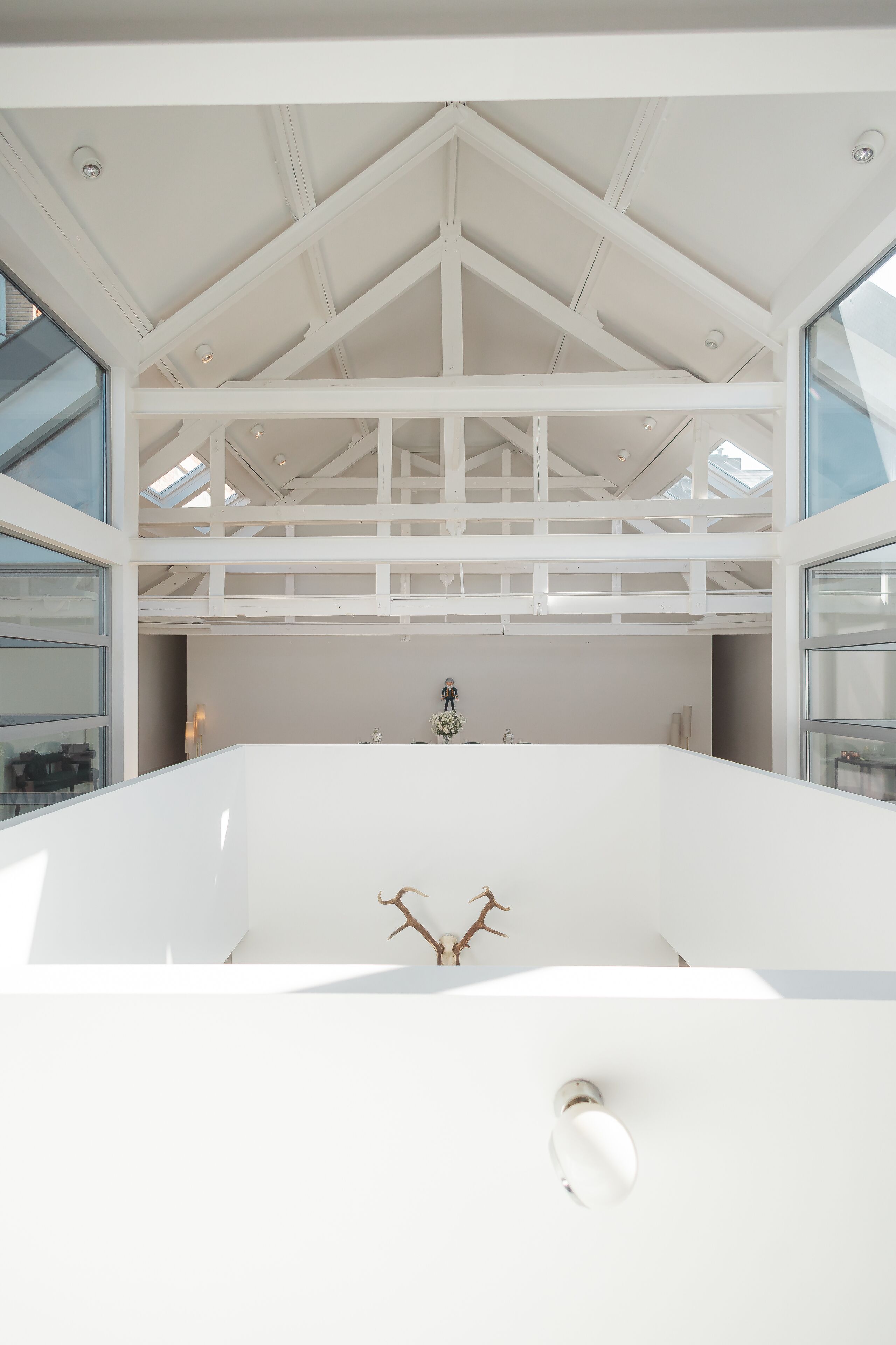 Luxe penthouse, aan tuin | Woonruimte | Flatscreentelevisie