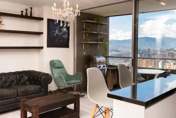Interior - El Poblado 3 Bedroom Luxury Apartment with Breathtaking Views (Medellín)