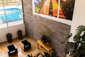 Outdoor pool, a heated pool - El Poblado 3 Bedroom Luxury Apartment with Breathtaking Views (Medellín)