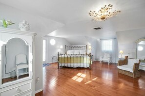 4 Schlafzimmer, Bügeleisen/Bügelbrett, kostenloses WLAN, Bettwäsche