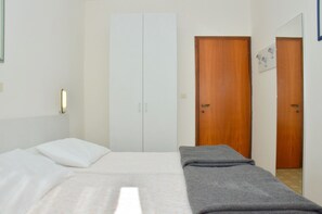 อพาร์ทเมนท์, 2 ห้องนอน, ระเบียง, วิวเมือง | 3 ห้องนอน