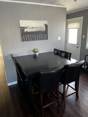 Dining - JJ’s collingwood bar & games house. (Collingwood)