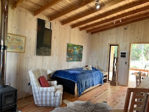 1 bedroom, WiFi, bed sheets - Cozy cabin in soothing Panguipulli with WiFi (Panguipulli)