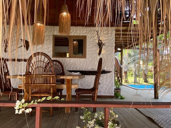 Exclusive Cabin | Living area