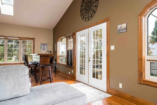 Interior - JJ’s small town country retreat (Badjeros)