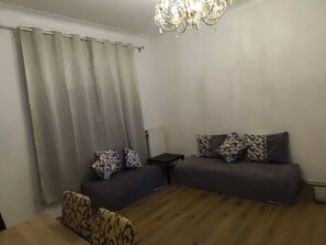 غرفة المعيشة