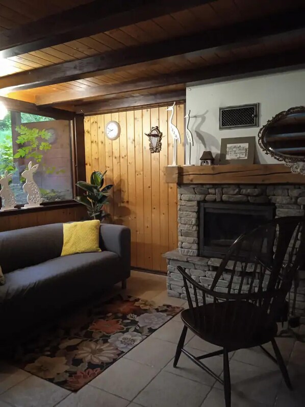 Cottage | Interior