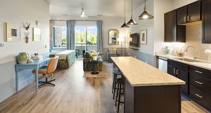 Golden Condo - Patio w/ MTN Views, Walk to DT Golden + School of Mines