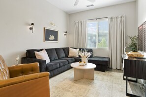 Smart TV - Incredible Golden Location- Close to Red Rocks + School of Mines (Golden)