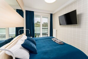 1 chambre, fer et planche à repasser, Wi-Fi, literie fournie