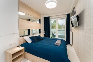 1 slaapkamer, een strijkplank/strijkijzer, wifi, beddengoed