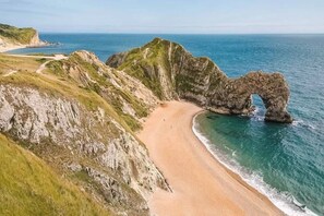 Beach - Beach side Family Flat, Central Weymouth! (Weymouth)